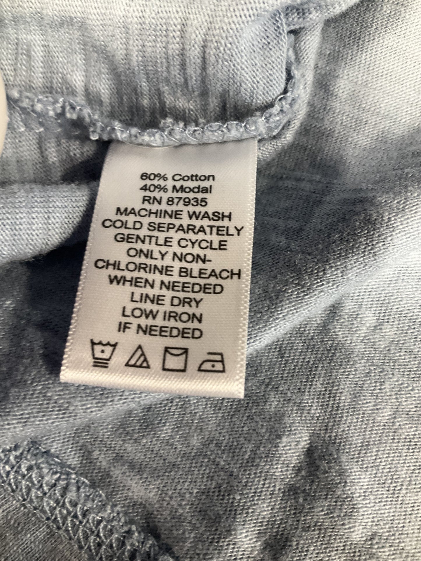 Top Sleeveless Basic By Logo Size: Xxs