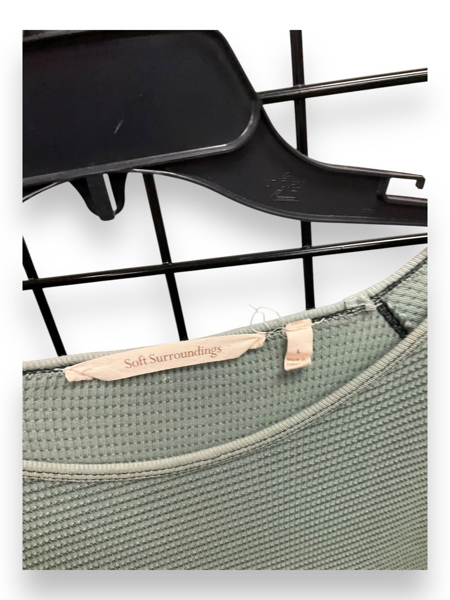 Top Long Sleeve By Soft Surroundings In Green, Size: L