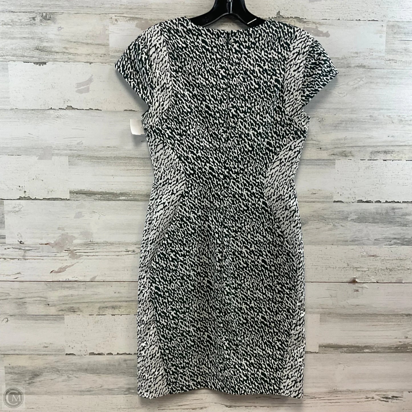 Dress Designer By Diane Von Furstenberg In Green, Size: Xs