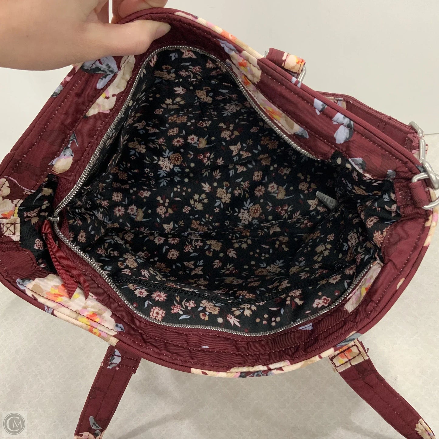 Handbag By Vera Bradley, Size: Medium