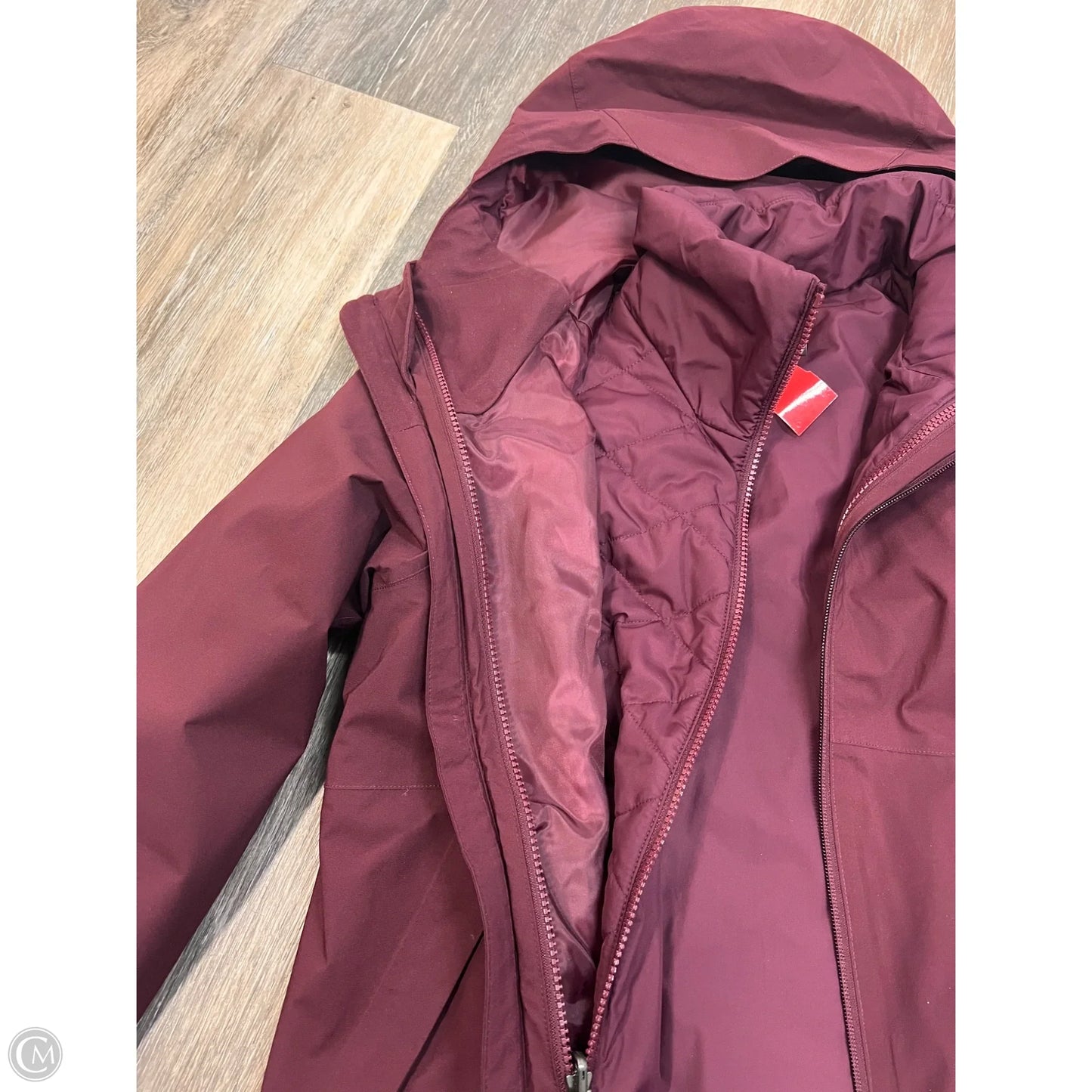 Coat Parka By The North Face In Maroon, Size: S