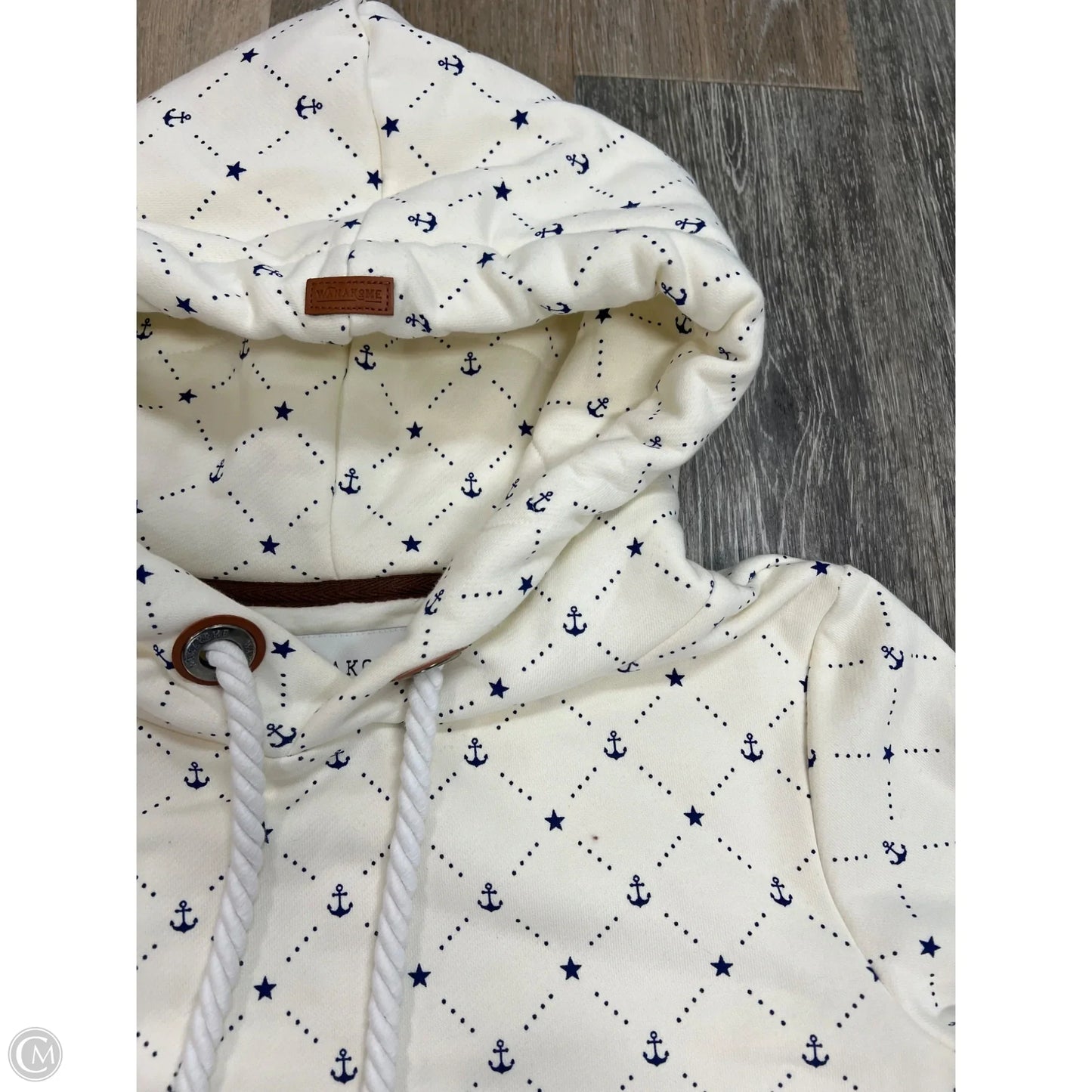 Sweatshirt Hoodie By Wanakome In White, Size: Xs