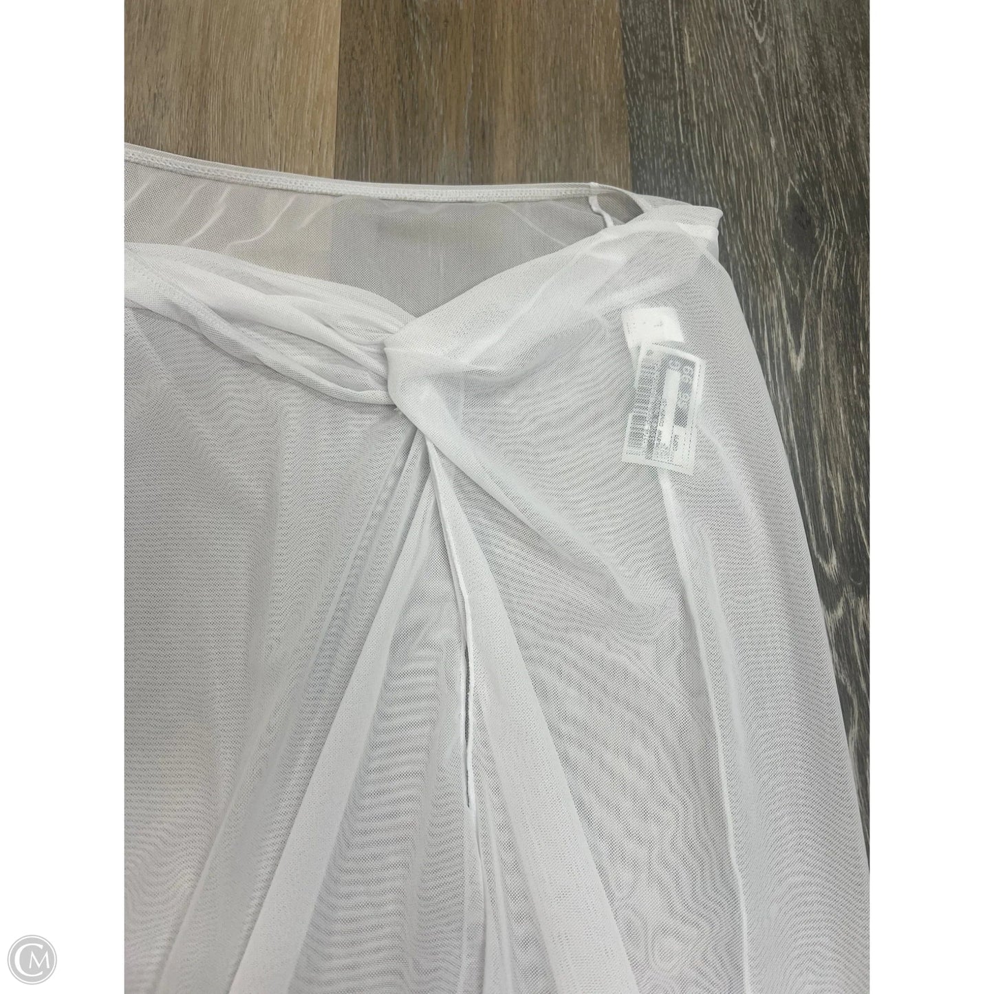 Swimwear Cover-up By Clothes Mentor In White, Size: L