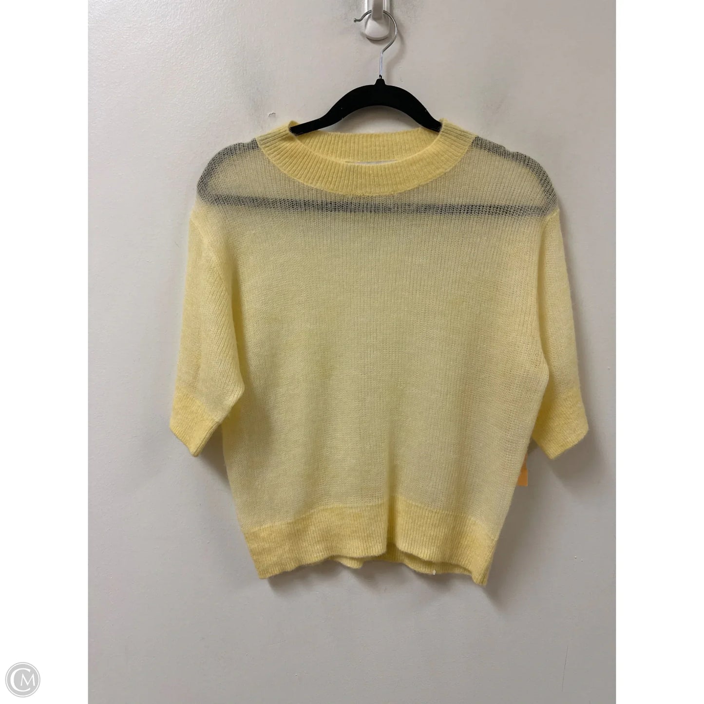 Sweater Short Sleeve By Zara In Yellow, Size: L