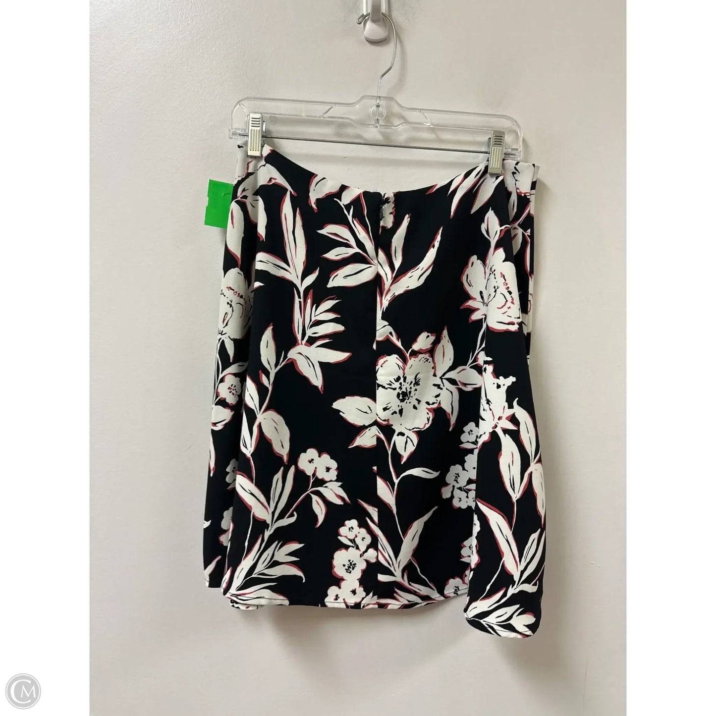 Skirt Mini & Short By White House Black Market In Black & Brown, Size: 10