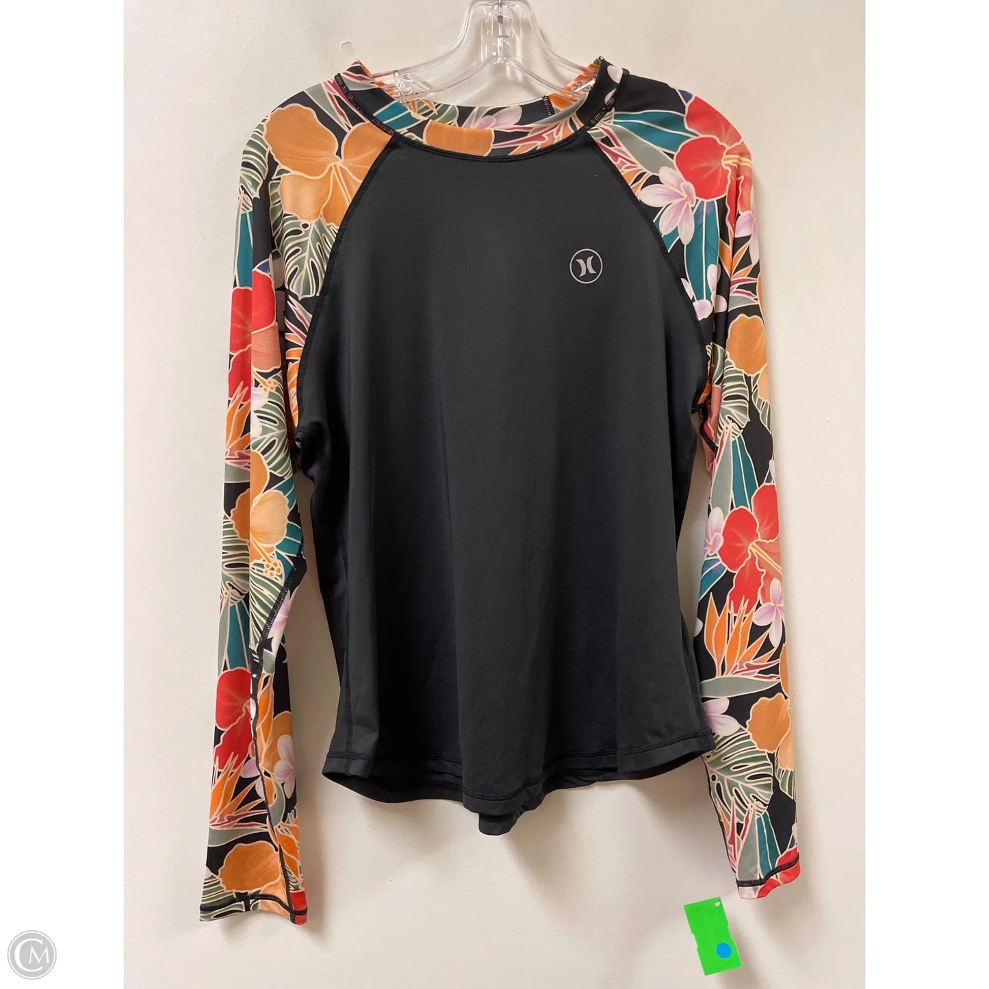 Athletic Top Long Sleeve Crewneck By Hurley In Black, Size: 1x