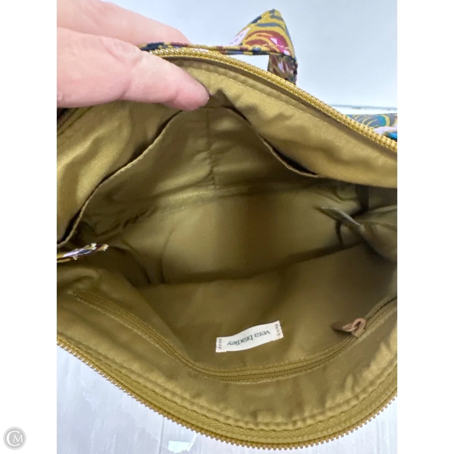 Handbag By Vera Bradley, Size: Large