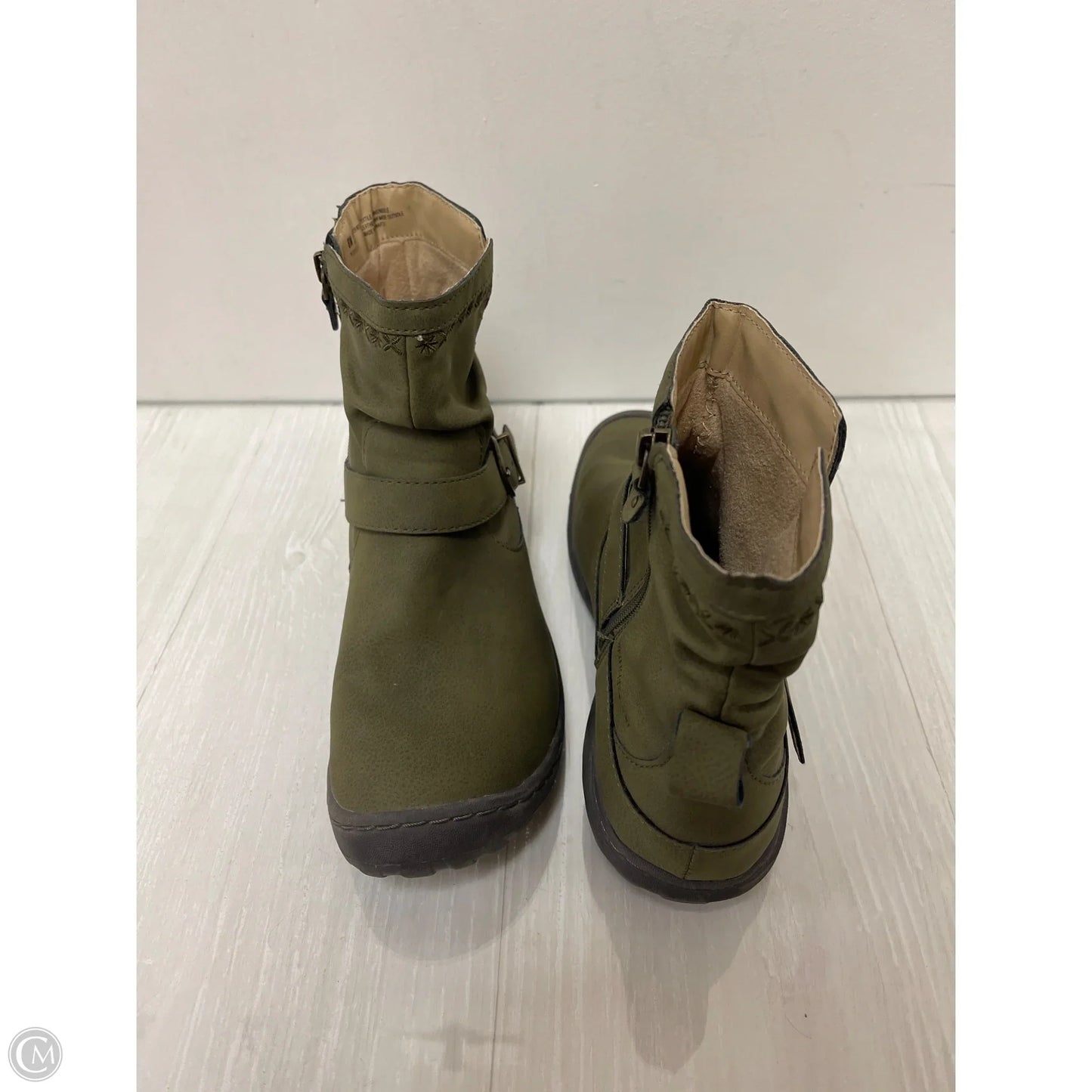 Boots Ankle Flats By Jbu By Jambu In Green, Size: 8