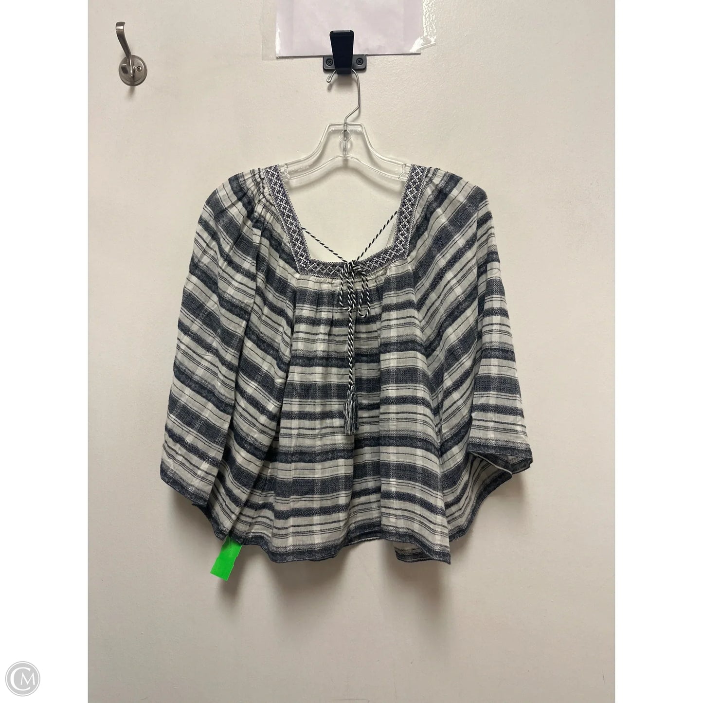Top Long Sleeve By Chelsea And Violet In Blue, Size: M