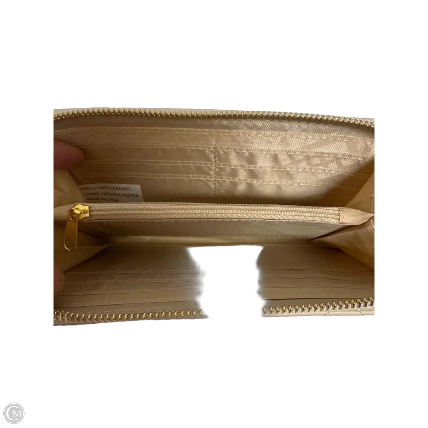 Wallet By Clothes Mentor, Size: Large