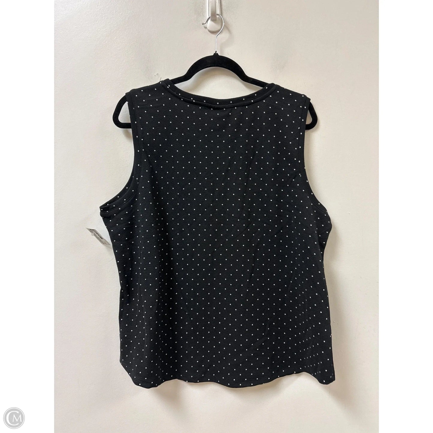 Top Sleeveless By Croft And Barrow In Polkadot Pattern, Size: 1x