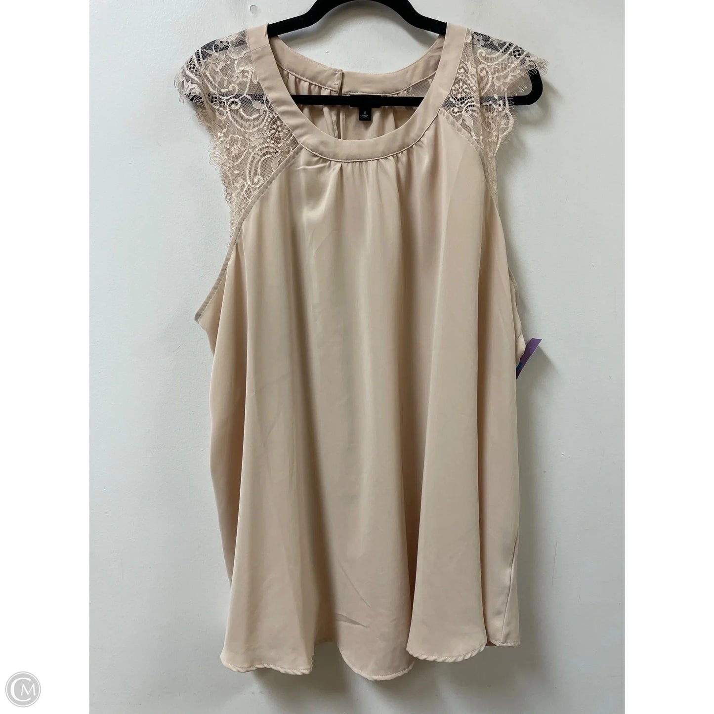 Top Sleeveless By Torrid In Cream, Size: 3x