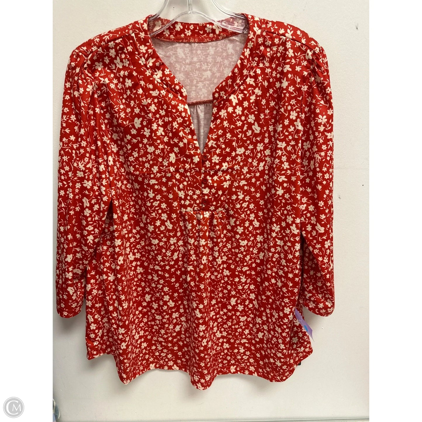 Top Long Sleeve By Clothes Mentor In Cream & Red, Size: M