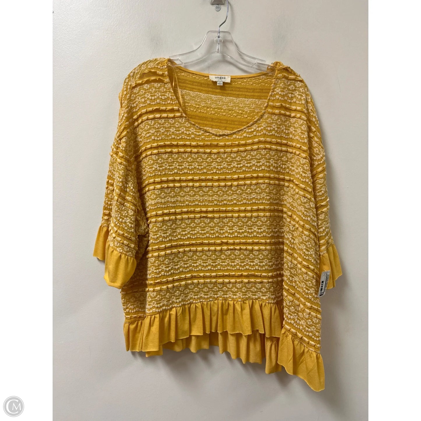 Top Short Sleeve By Umgee In White & Yellow, Size: L