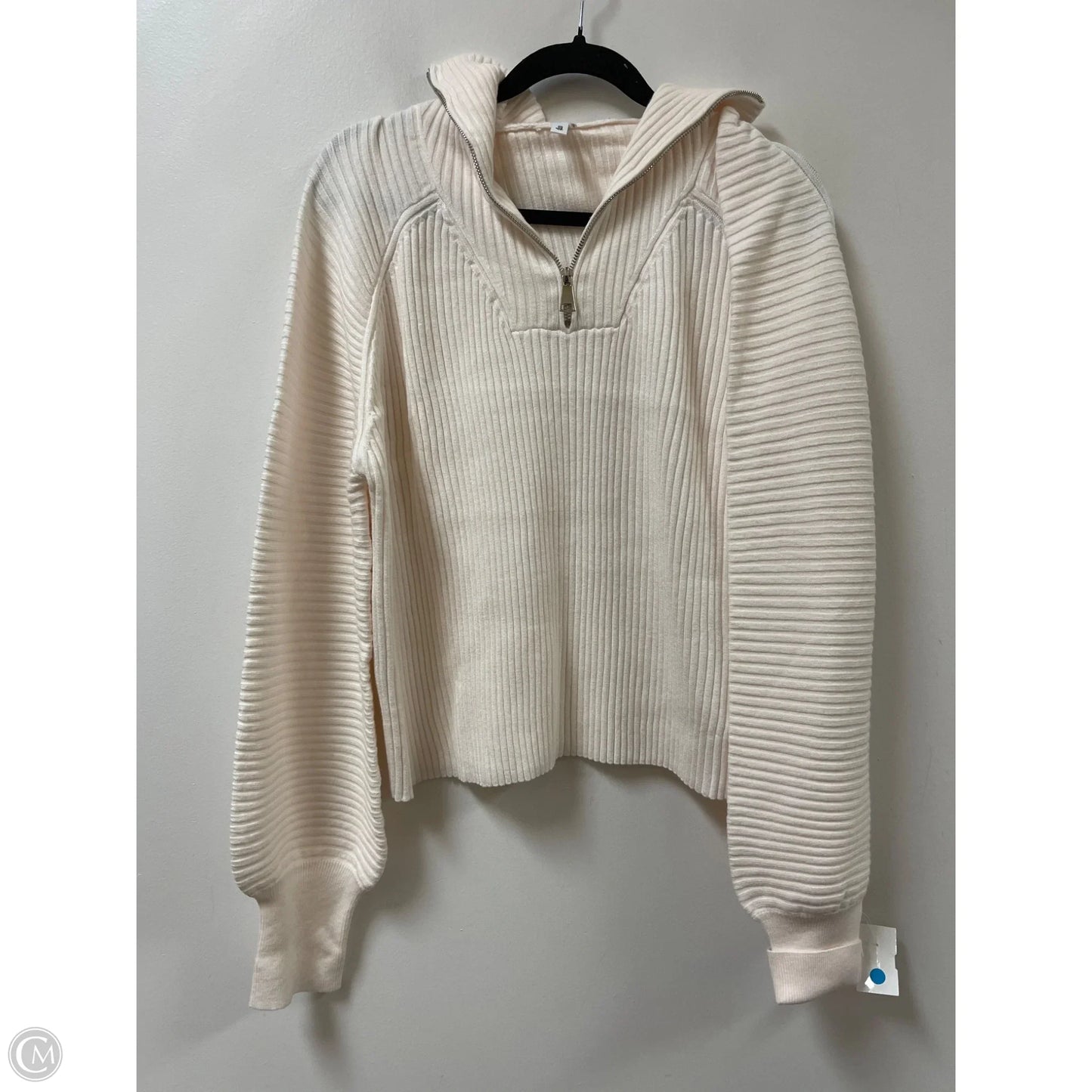 Sweatshirt Collar By Glam In White, Size: S