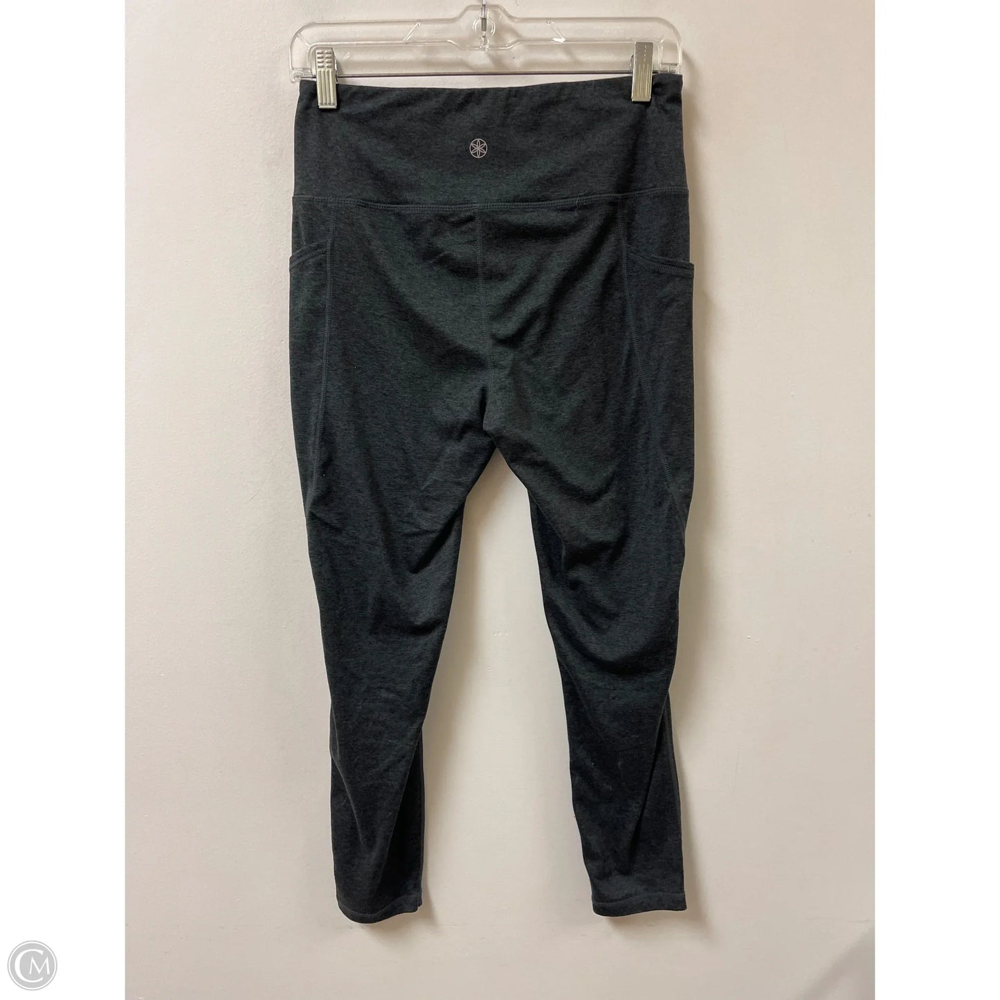 Athletic Leggings By Gaiam In Grey, Size: M