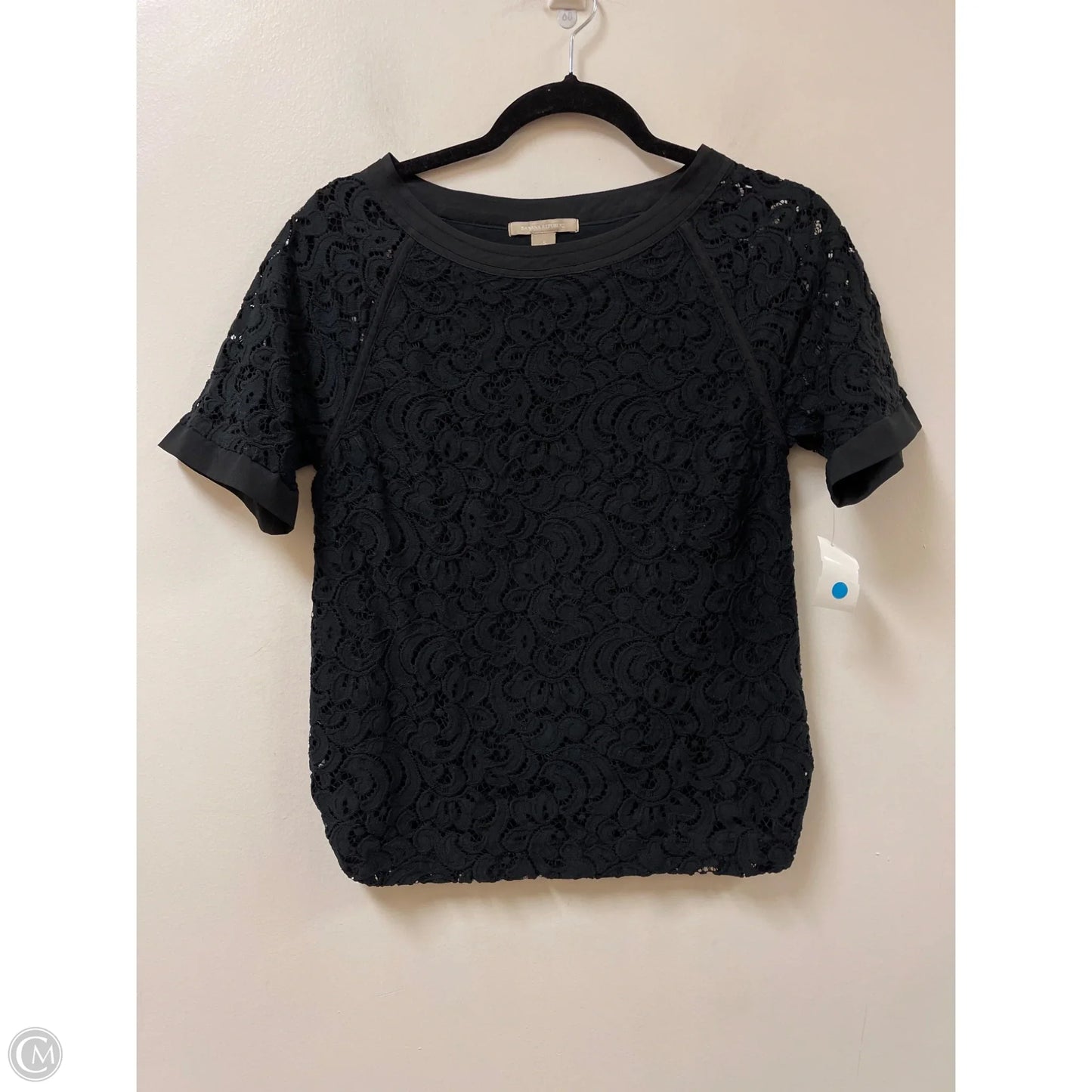 Top Short Sleeve By Banana Republic In Navy, Size: S