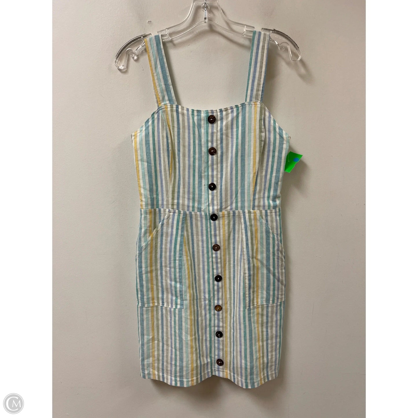 Dress Casual Short By Clothes Mentor In Striped Pattern, Size: S
