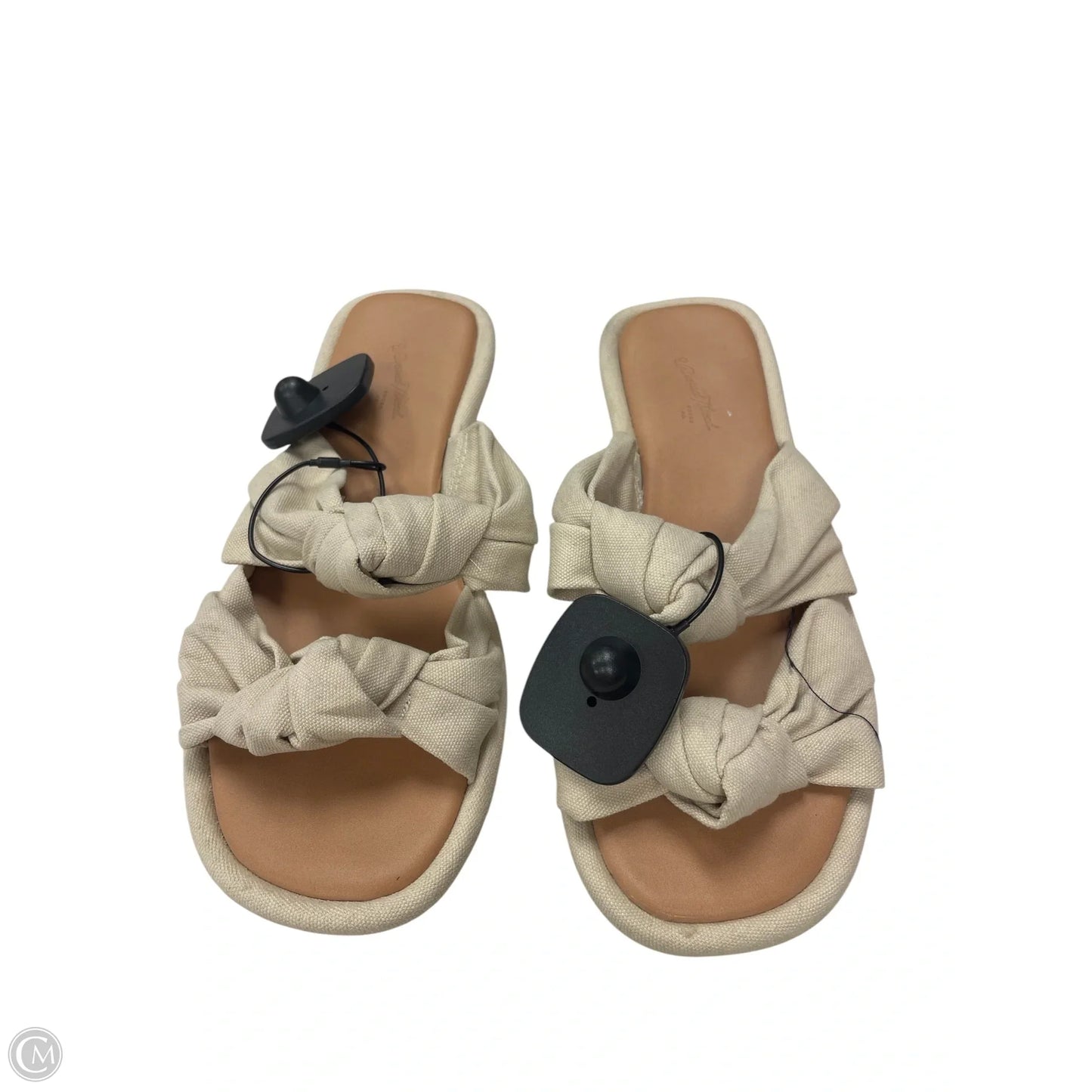 Sandals Flats By Universal Thread In Cream, Size: 7