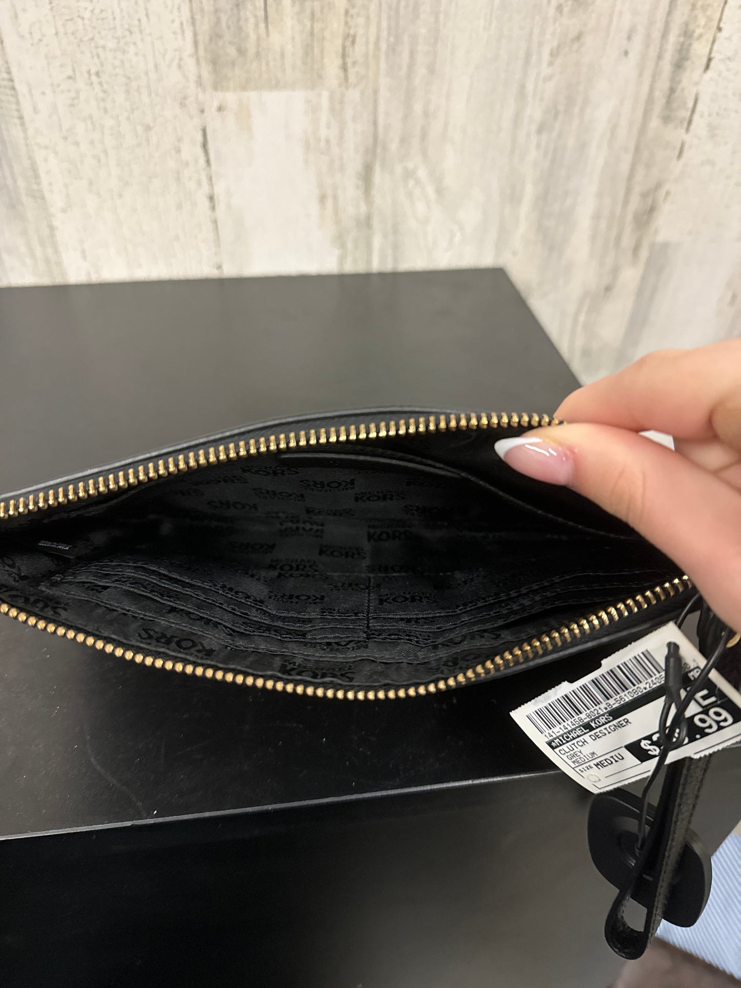 Clutch Designer By Michael Kors Size: Medium