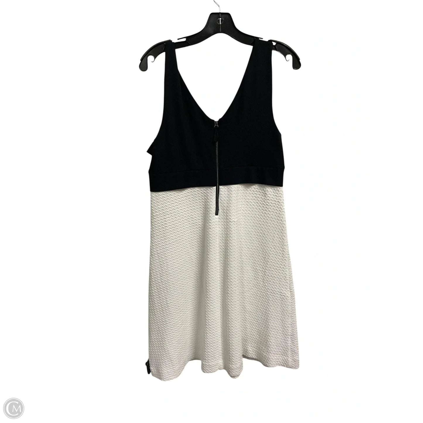Dress Casual Short By Maeve In Black & White, Size: M