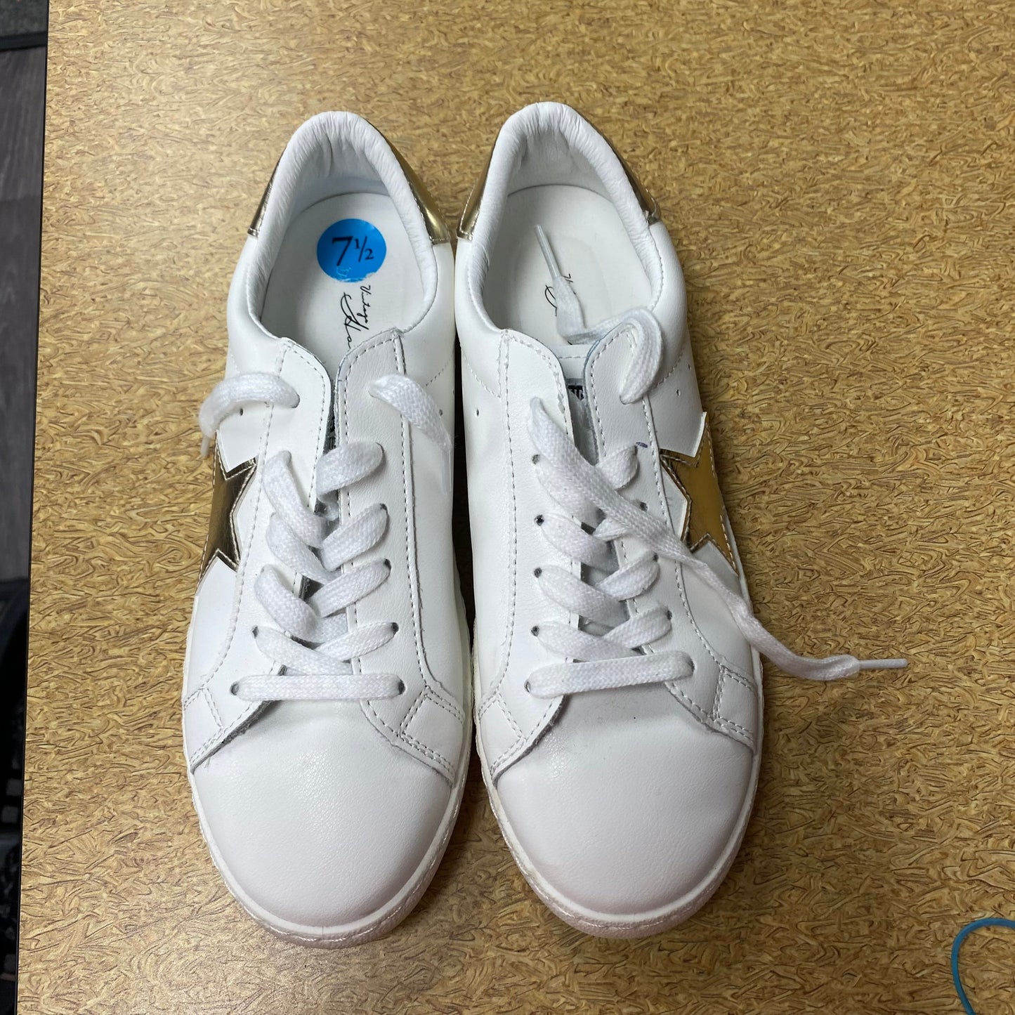 Shoes Sneakers By Vintage Havana In White, Size:7.5