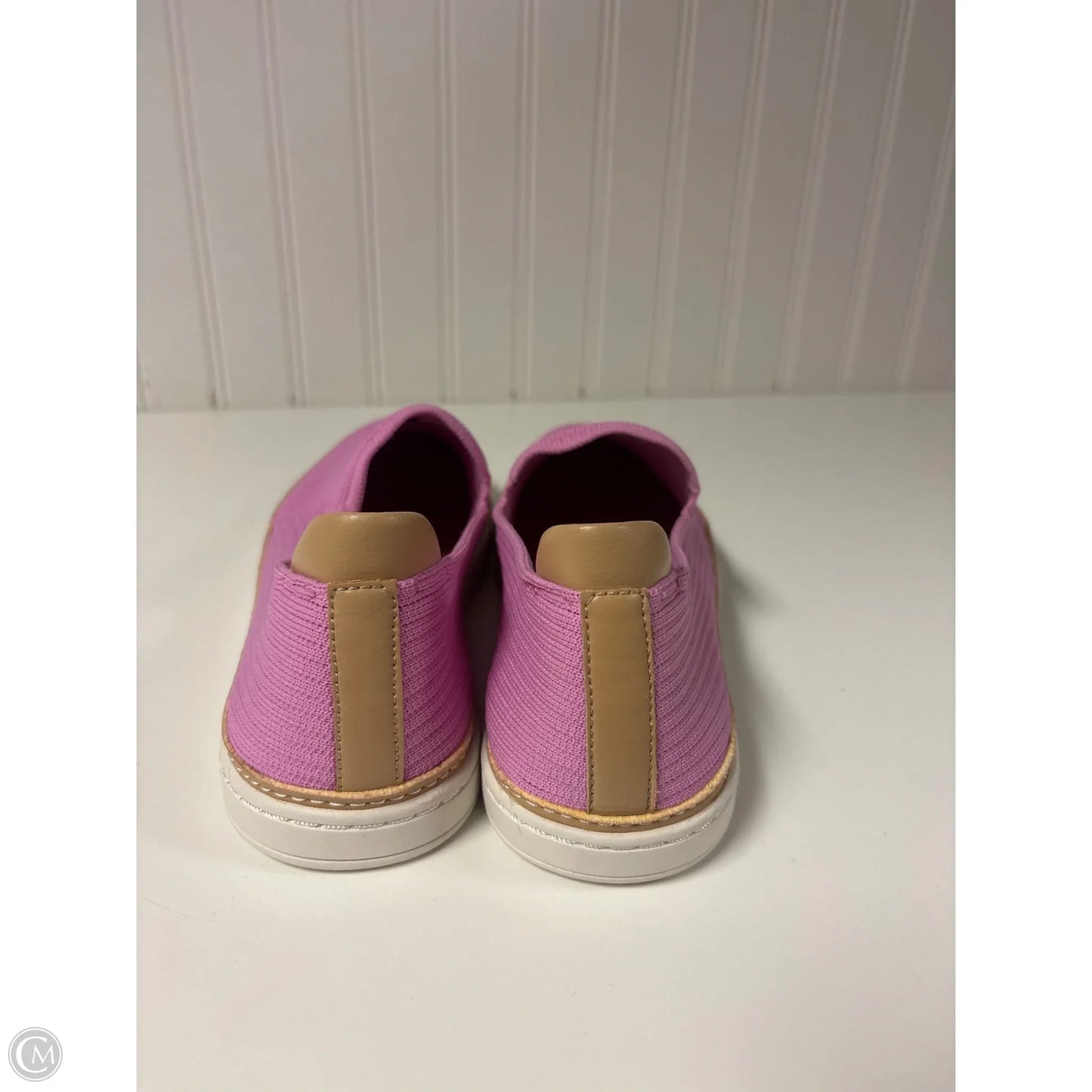 Shoes Designer By Ugg In Pink, Size: 8