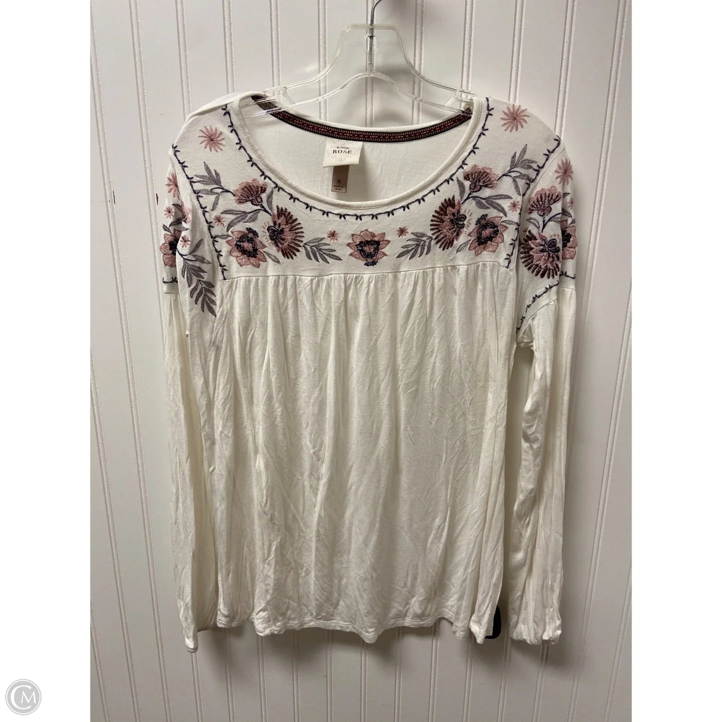 Top Long Sleeve By Knox Rose In White, Size: M