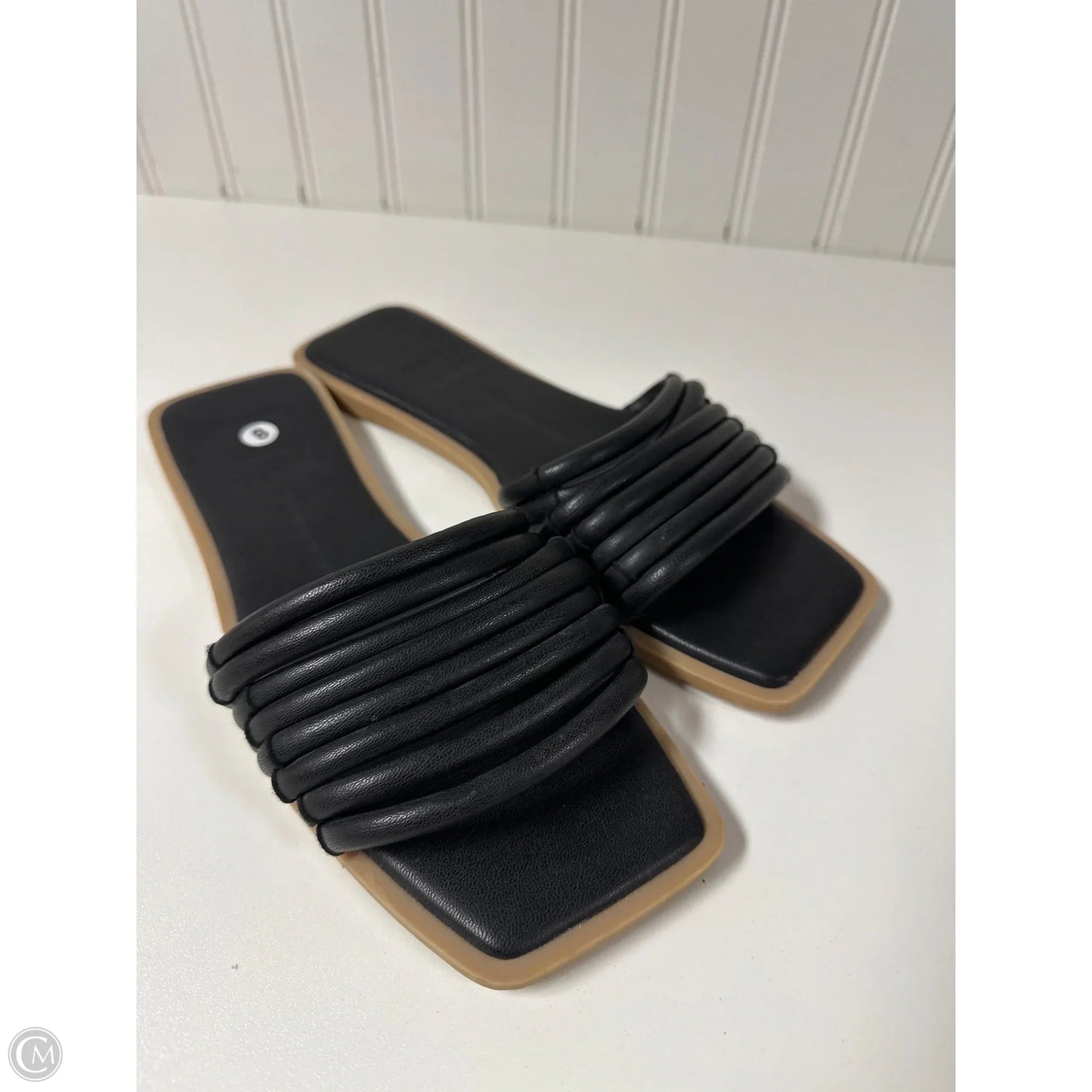 Sandals Flats By Dolce Vita In Black, Size: 8