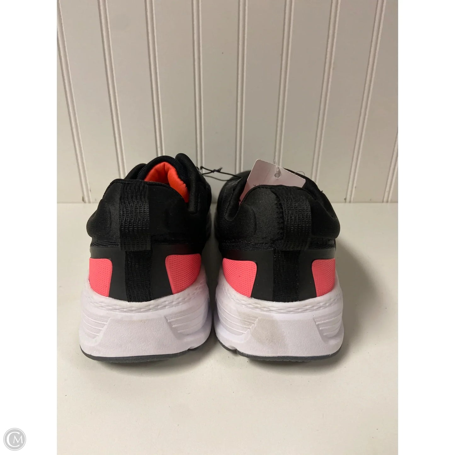 Shoes Athletic By Clothes Mentor In Black & Pink, Size: 11.5