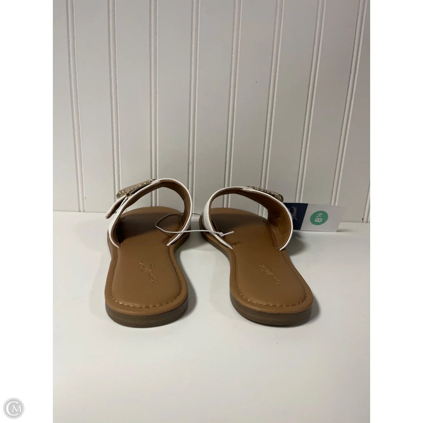 Sandals Flats By Universal Thread In Tan & White, Size: 8.5