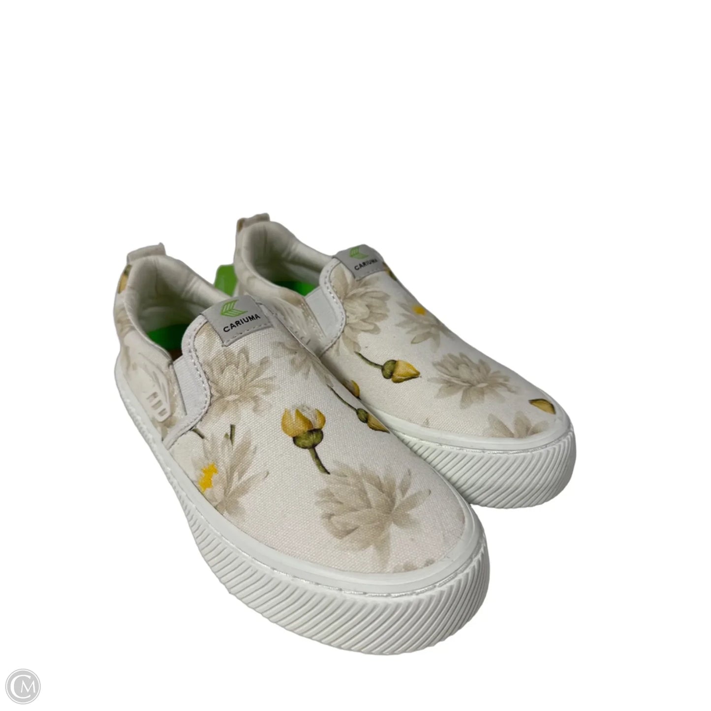 Shoes Athletic By Cariuma In White, Size: 5