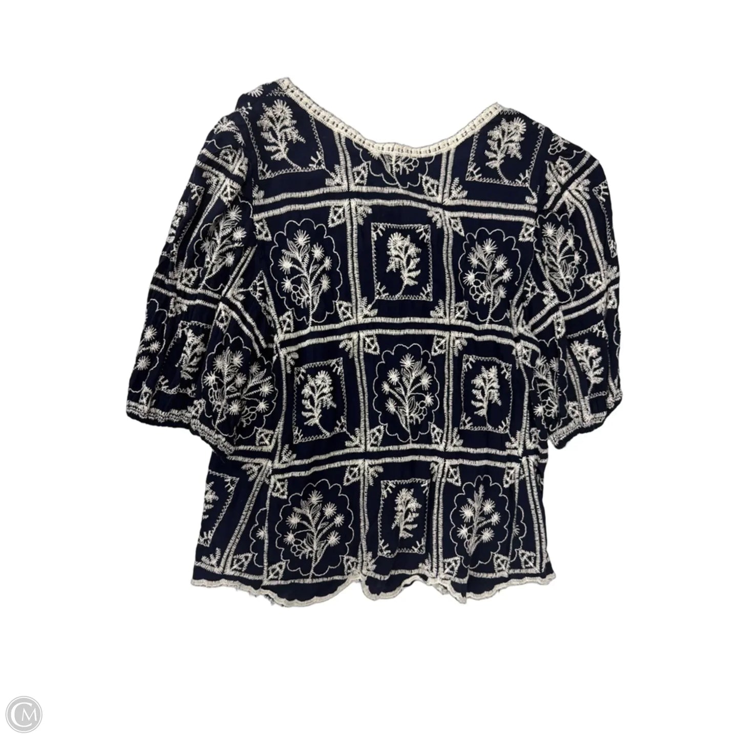 Top Short Sleeve By Solitaire In Blue & Cream, Size: M
