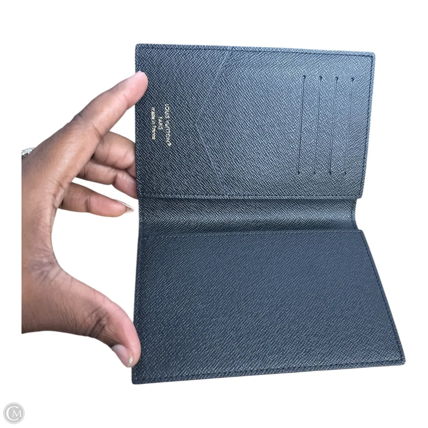Wallet Luxury Designer By Louis Vuitton, Size: Medium