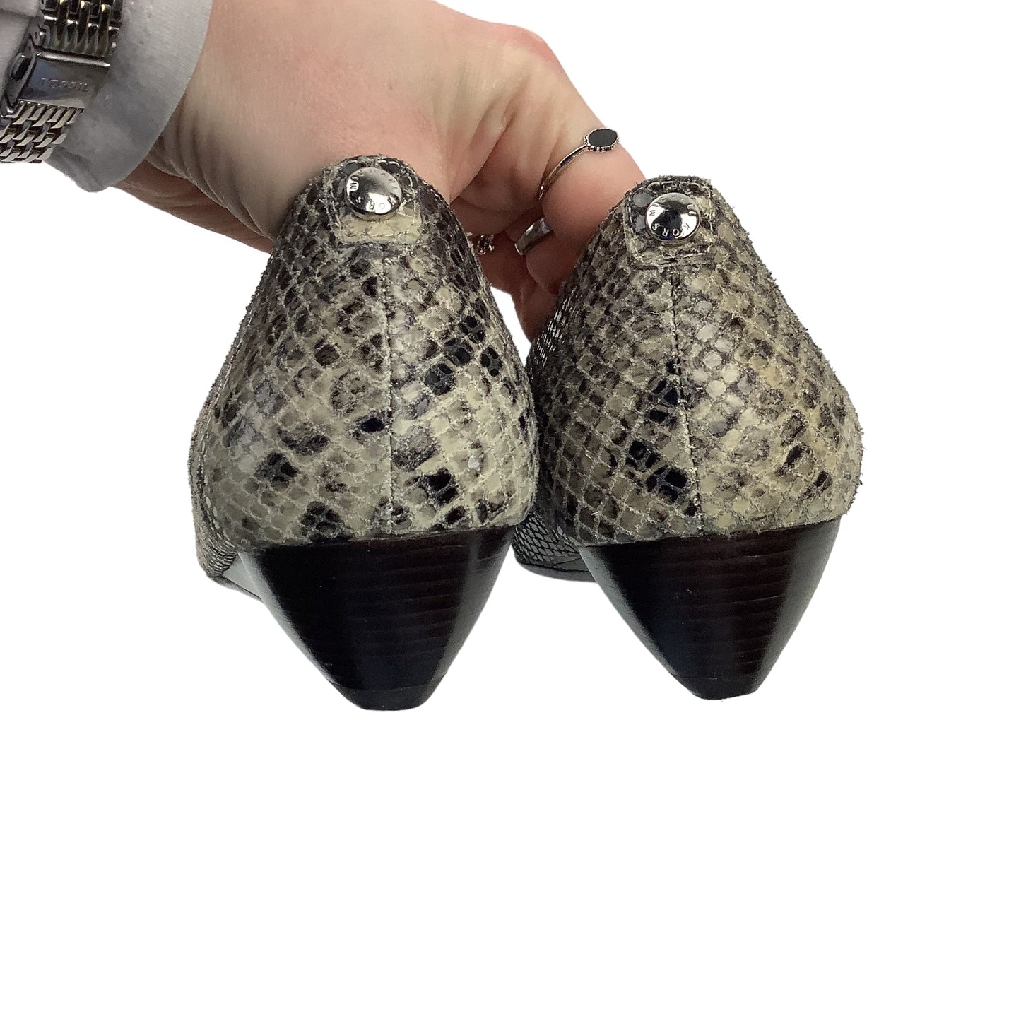 Shoes Designer By Michael Kors Size: 8