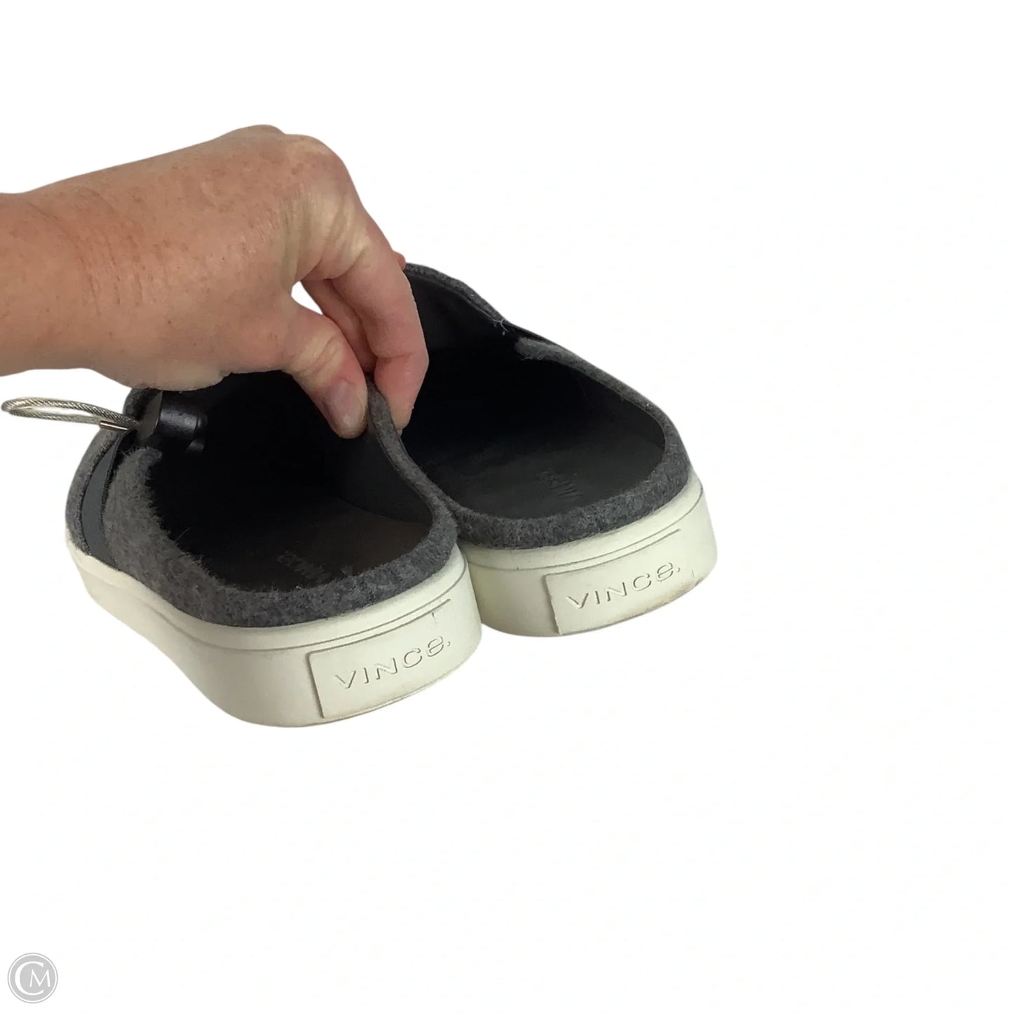 Shoes Sneakers By Vince In Grey, Size: 8