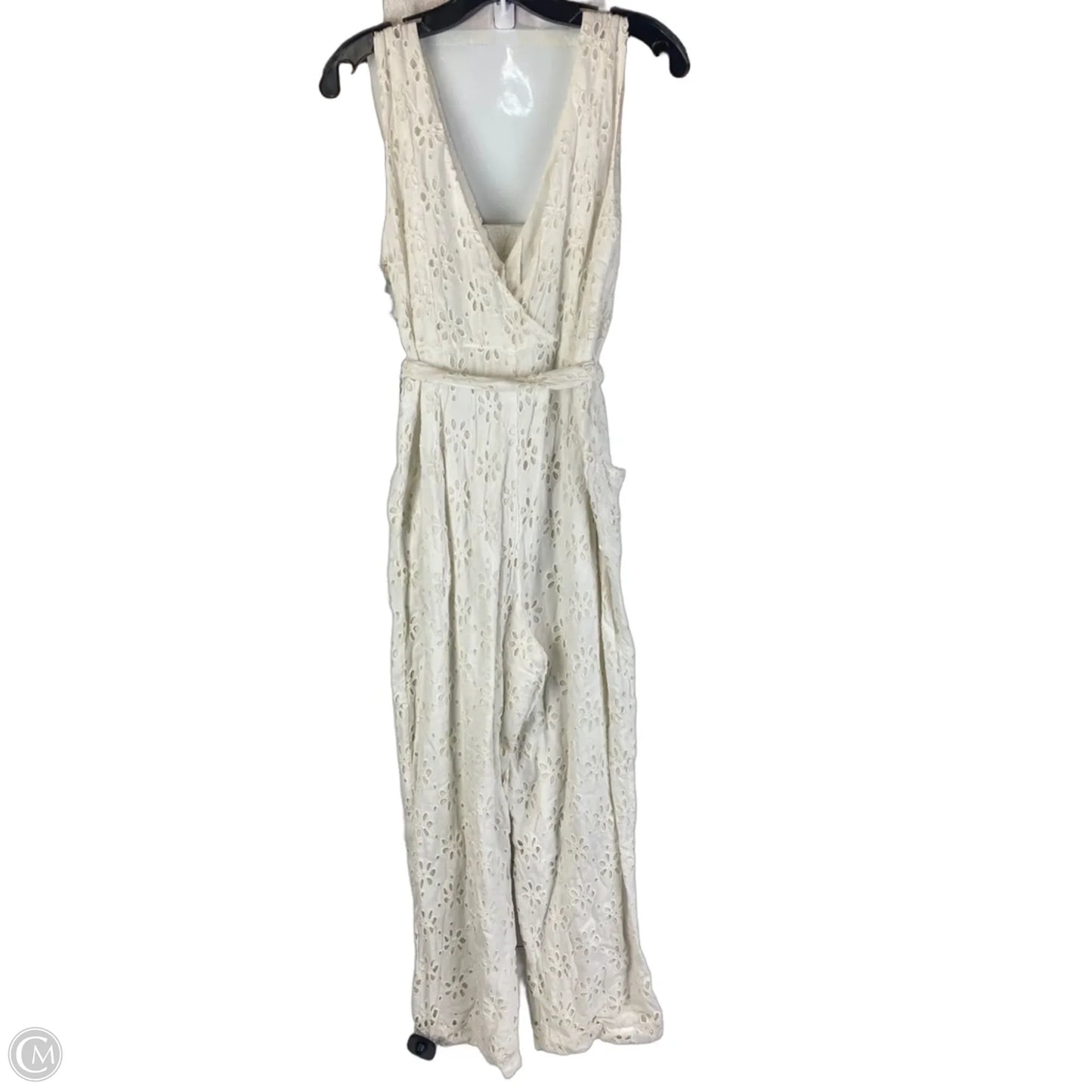 Jumpsuit By Clothes Mentor In White, Size: Xs