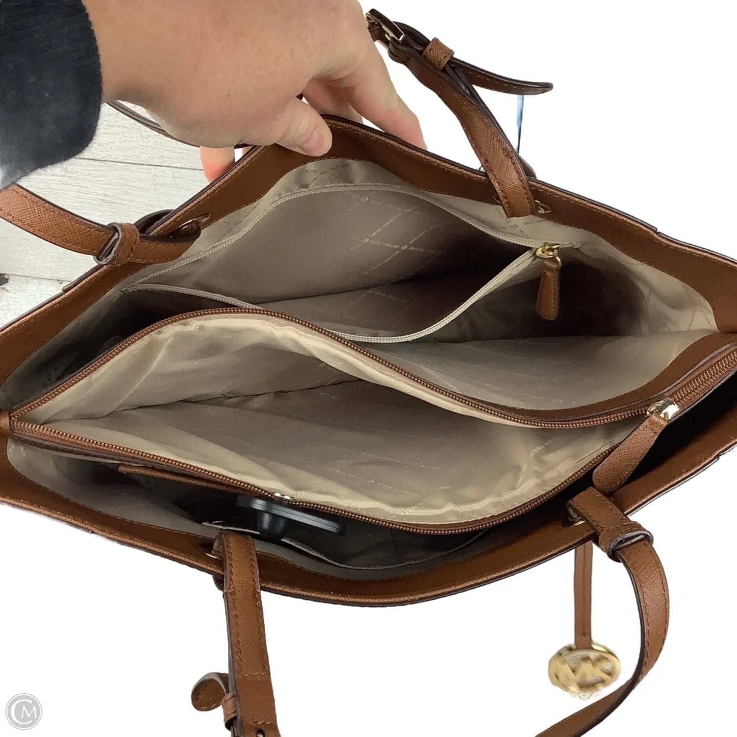 Handbag Designer By Michael Kors, Size: Medium