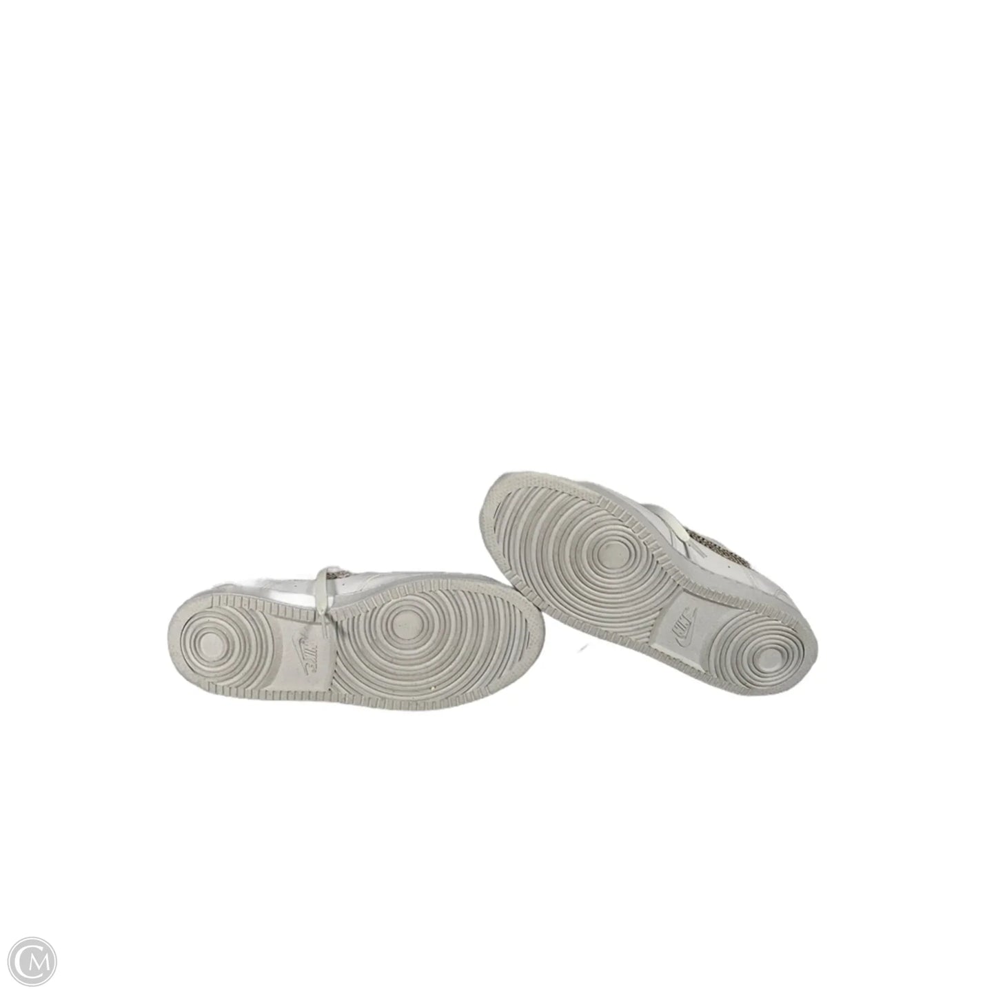 Shoes Sneakers By Nike In Cream & White, Size: 9.5