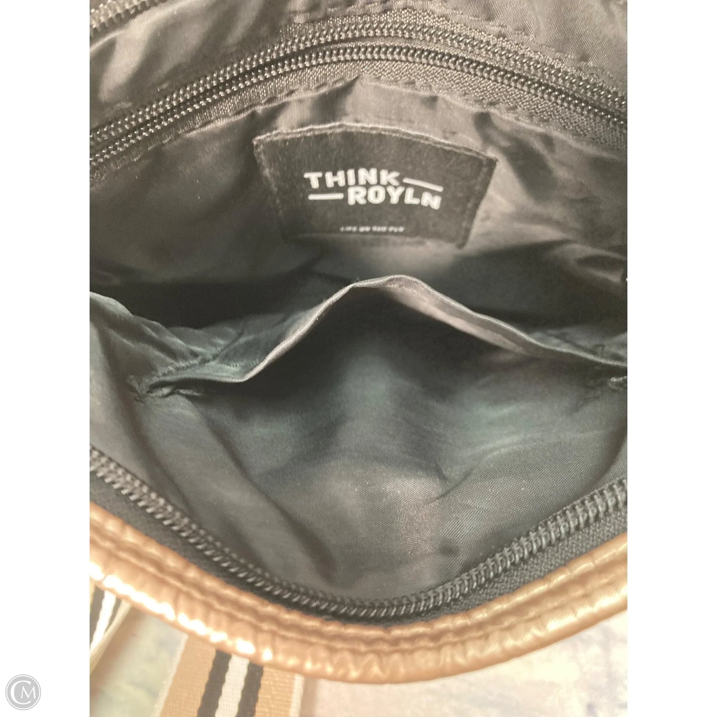 Crossbody By Think Royln, Size: Small