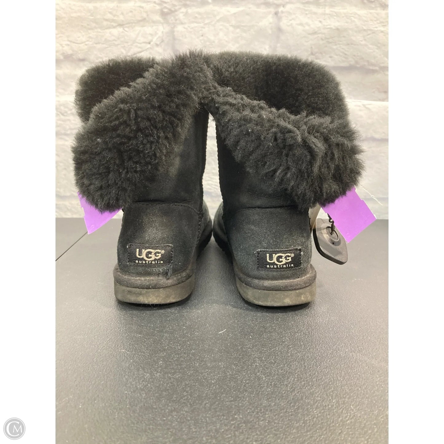 Boots Designer By Ugg In Black, Size: 6