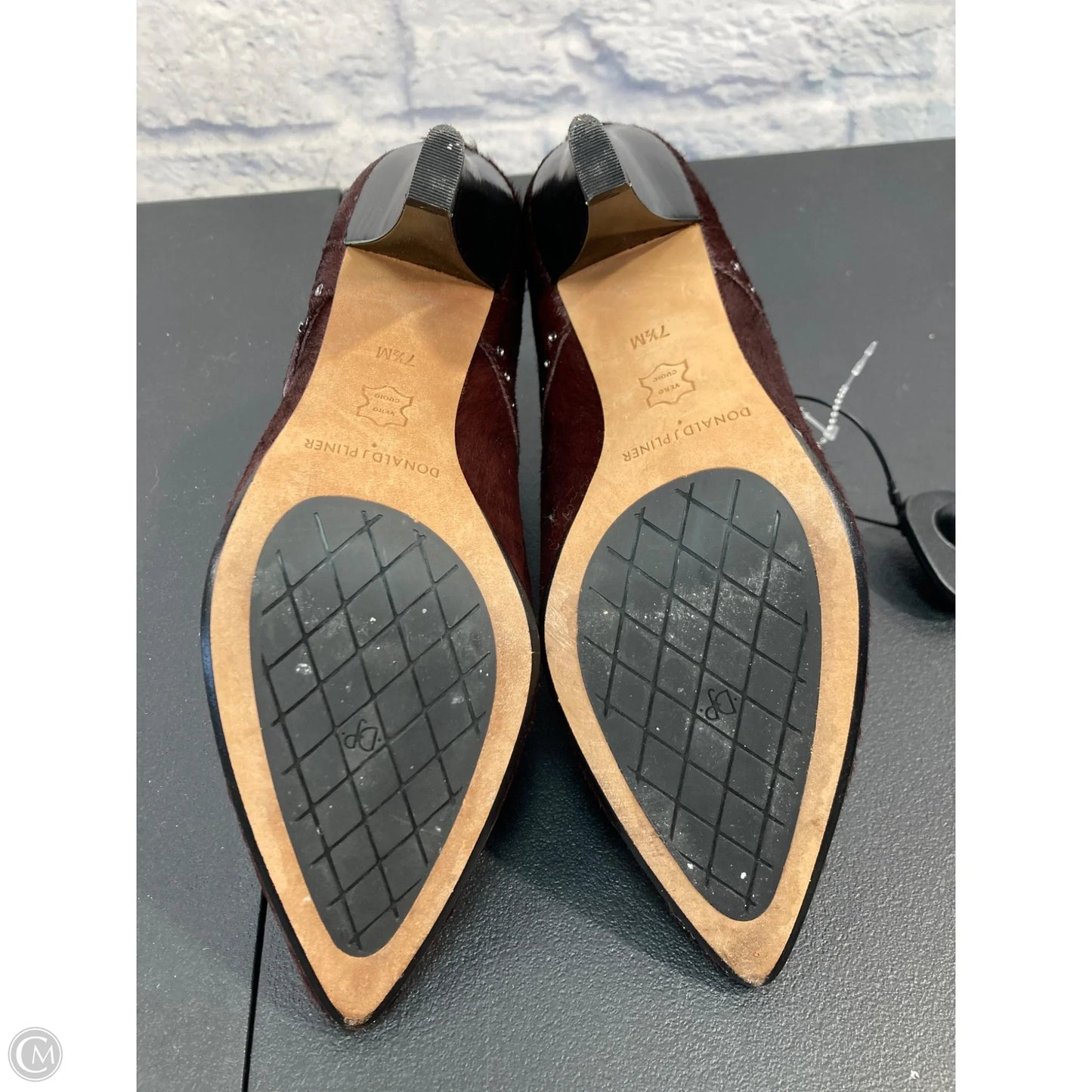 Boots Ankle Heels By Donald Pliner In Maroon, Size: 7.5