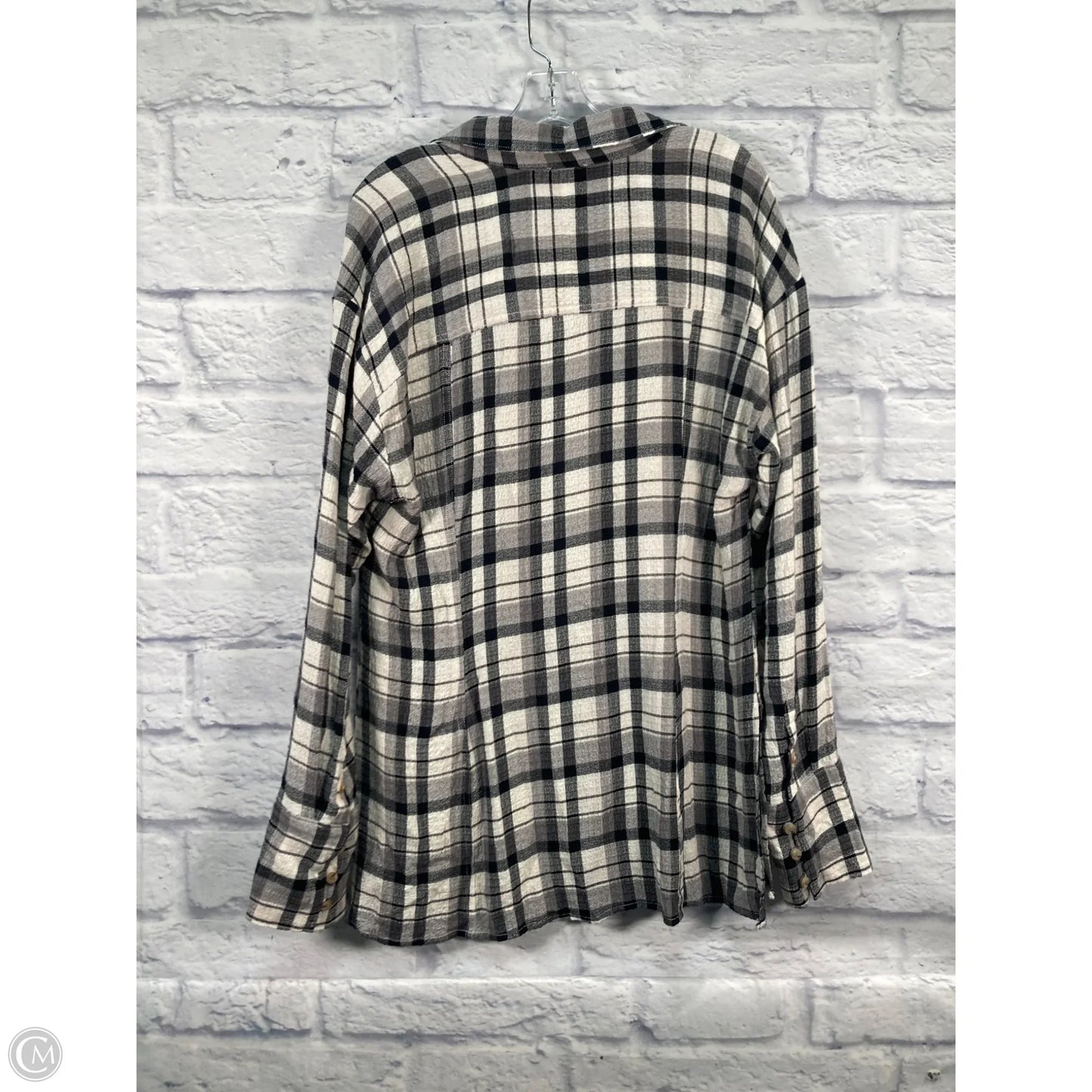 Top Long Sleeve By Pilcro In Grey, Size: L