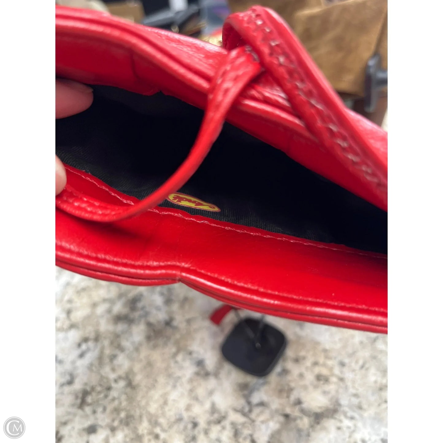 Clutch By Clothes Mentor, Size: Medium