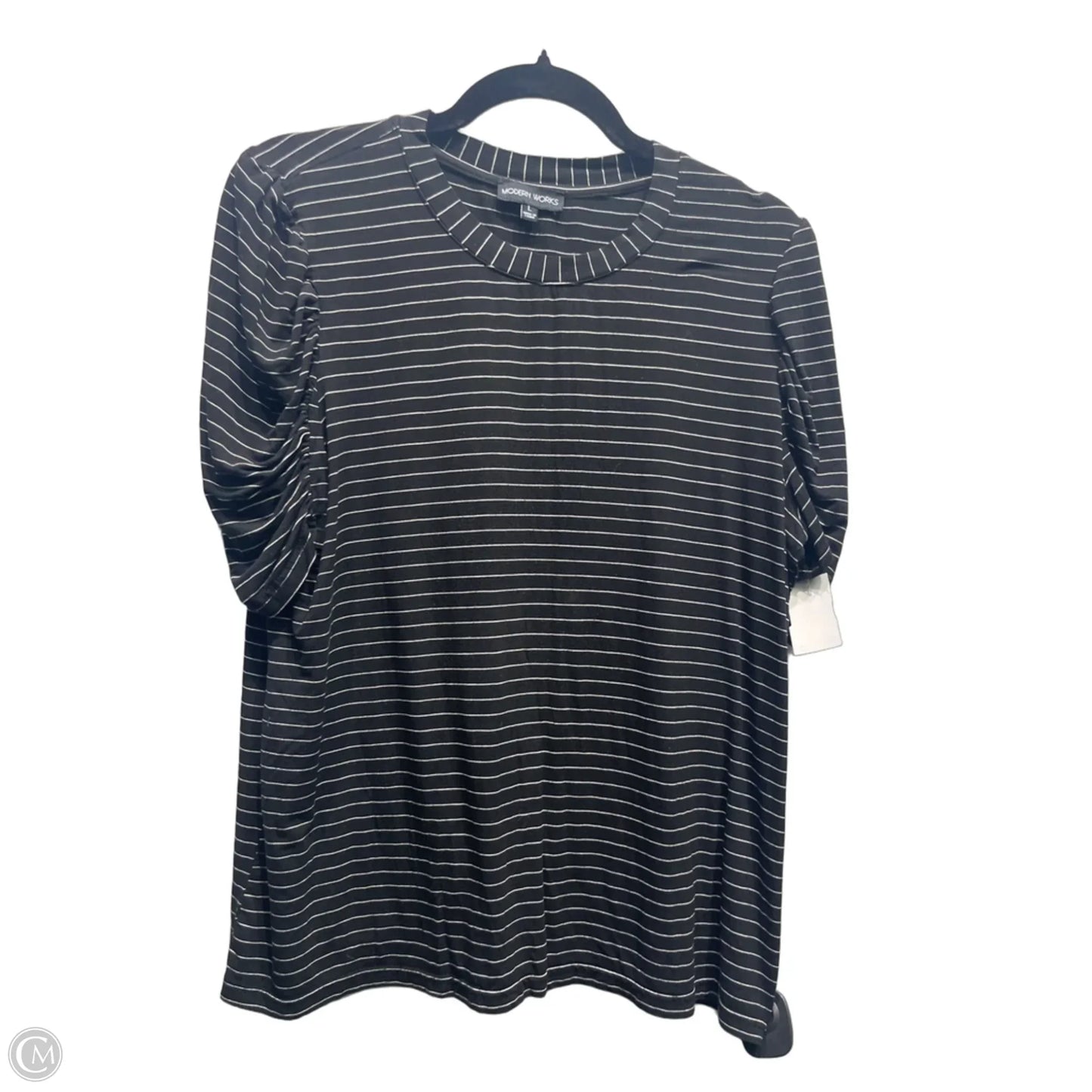 Top Short Sleeve By Modern Works In Black & White, Size: L