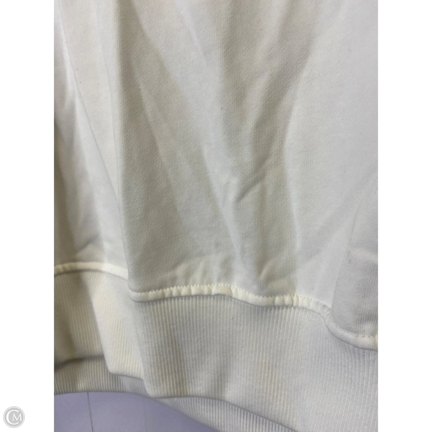 Sweatshirt Crewneck By Clothes Mentor In White, Size: M