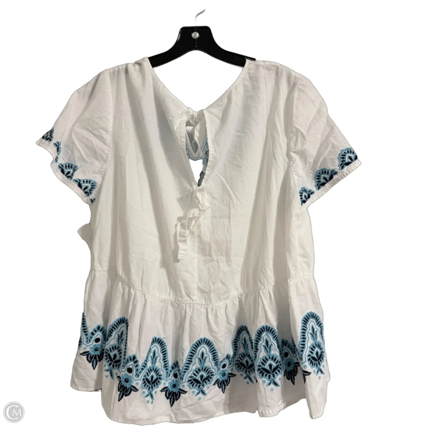 Top Short Sleeve By Crown And Ivy In Ivory, Size: 3x