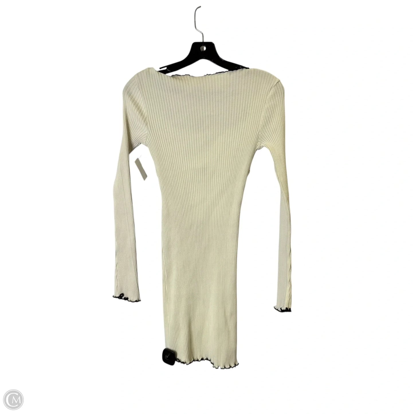 Dress Casual Short By Divided In Cream, Size: M