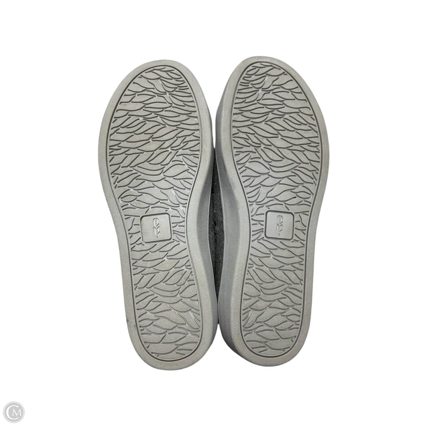 Shoes Sneakers By Revitalign In Grey, Size: 7