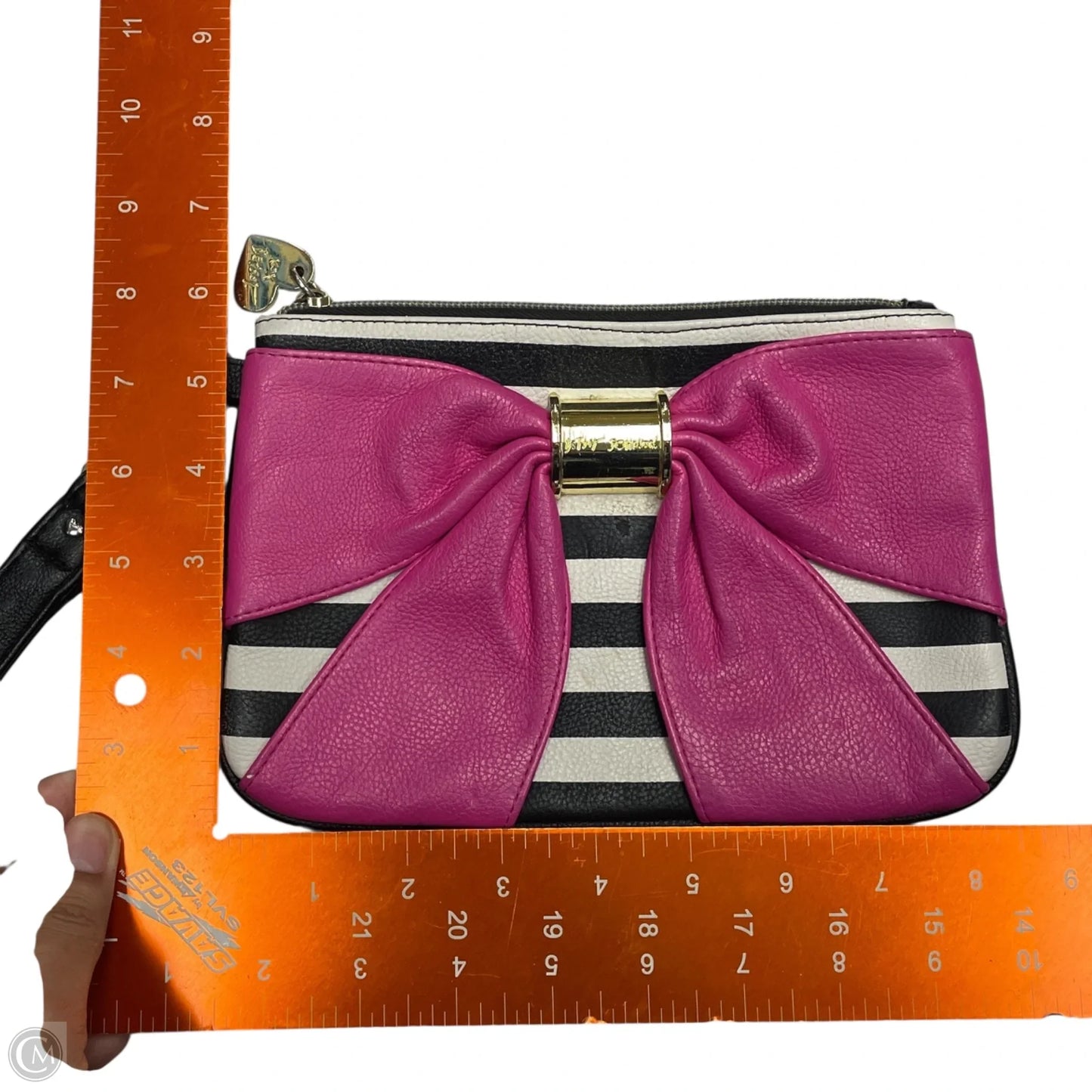 Clutch By Betsey Johnson, Size: Medium